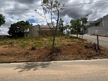 Lote no bairro La Ville em Carmo do Cajuru
