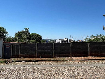 Lote � venda no Bairro Adelino Mano em Carmo do Cajuru